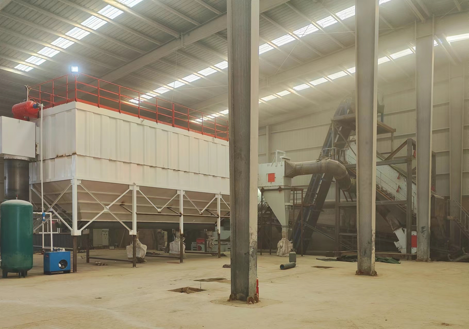 與平面制砂相比，干法制砂樓有哪些優勢？