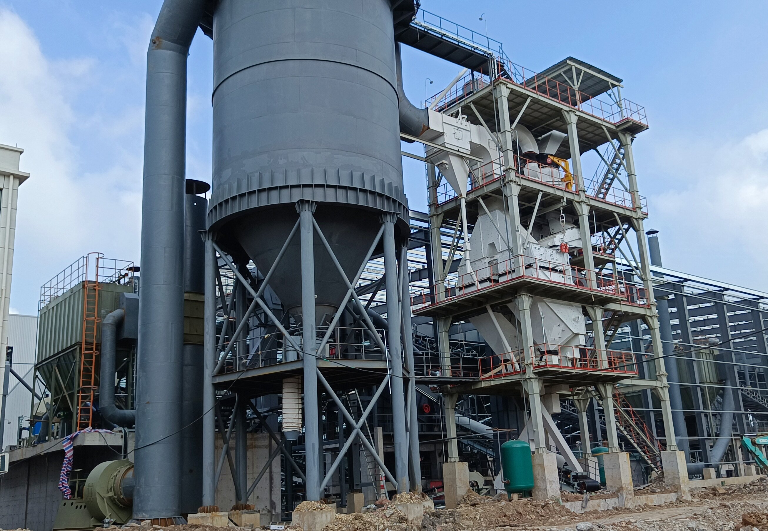 告別水洗與泥餅煩惱！干式制砂樓開啟環保制砂新范式